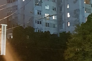 Новини Вінниці / У Вінниці з задимленого «хмарочосу» евакуювали непритомного дідуся (ФОТО, ВІДЕО)