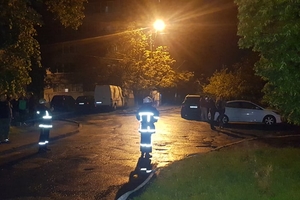 Новини Вінниці / У Вінниці з задимленого «хмарочосу» евакуювали непритомного дідуся (ФОТО, ВІДЕО)