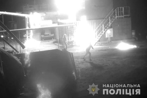 Новини Вінниці / Двох чоловіків, які торік підпалили підприємство на Вінниччині, затримали у Кривому Розі (ФОТО)