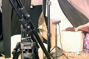 Новини Вінниці / Під Вінницею подружжя організувало зйомки дитячого порно: чоловіка та жінку затримали правоохоронці (ФОТО, ВІДЕО)