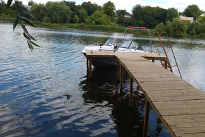 Новини Вінниці / У Вінниці чоловік спалював непотріб на березі водойми та здивувався, що це порушення (ФОТО)