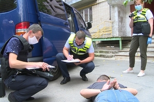 Новини Вінниці / У Вінниці силовики затримали групу рекетирів (ФОТО)