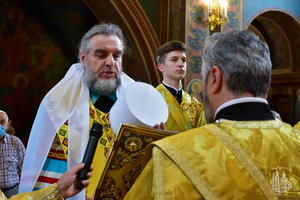 Новини Вінниці / Митрополит Вінницький і Барський Симеон вперше після того, як подолав коронавірус, відслужив молебень у соборі (ФОТО)