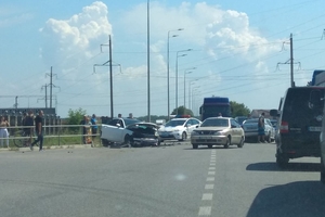 Новини Вінниці / "Мерседес" та "Шкода" зіткнулись у Вінниці: обох водіїв госпіталізовано (ФОТО, ВІДЕО)