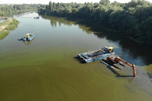 Новини Вінниці / На Вінниччині тривають роботи по очищенню річки Південний Буг (ФОТО, ВІДЕО)