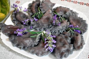 Новини Вінниці / Господині з Вінниччини презентували на кулінарному фестивалі вареники з шоколадом