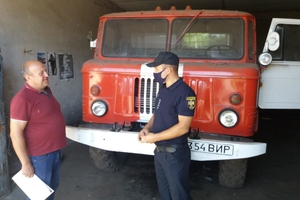 Новини Вінниці / На Вінниччині рятувальники проводять профілактичні зустрічі з аграріями