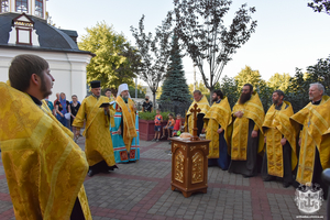 Новини Вінниці / У Вінниці молилися за полегих у війні на сході воїнів (ФОТО)