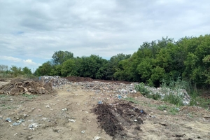 Новини Вінниці / На Вінниччині староста опублікував «фоторепортаж» з «приватного смітника» з львівськими відходами за селом