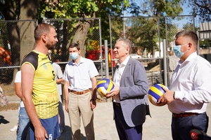 Новини Вінниці / У Вінниці з‘явився професійний волейбольний майданчик (ФОТО)