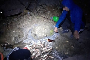 Новини Вінниці / На Вінниччині за добу впіймали двох "рибних" браконьєрів, які завдали державі збитків на майже 11 тис гривень