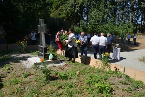 Новини Вінниці / У Літині на Вінниччині відкрили пам'ятний знак жертвам більшовицького терору (ФОТО)