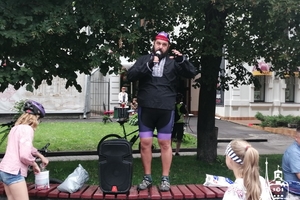 Новини Вінниці / Більше сотні вінничан у вишиванках виїхали на велопарад у День Незалежності (ФОТО, ВІДЕО)