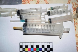 Новини Вінниці / Поблизу Вінниці у гаражі "прикрили" нарколаболаторію (ФОТО) 