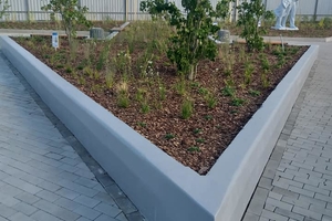 Новини Вінниці / Біля нового «Епіцентру» у Вінниці встановили відновлену раритетну скульптуру подружжя з дитиною (ФОТО)