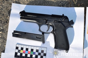 Новини Вінниці / Під Вінницею скоєно озброєний напад на таксиста: зловмисник відібрав у чоловіка авто, гроші та мобільний (ФОТО) 