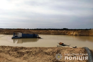Новини Вінниці / На Вінниччині викрили масштабний незаконний видобуток піску: збитки можуть сягати десятків мільйонів гривень (ФОТО, ВІДЕО)