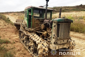 Новини Вінниці / У Теплицькому районі на Вінниччині цегельний завод незаконно видобував глину (ФОТО)