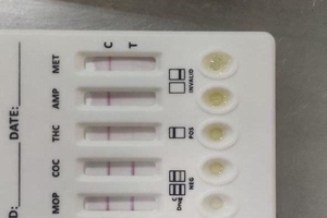 Новини Вінниці / У Вінниці водій ВАЗ роз'їзджав по місту без автономерів та під наркотиками (ФОТО)