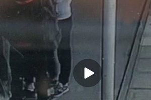 Новини Вінниці / Поліція розшукує двох чоловіків, які на Брацлавській пограбували вінничанина. Їх зафіксували камери (ФОТО)