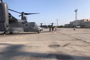 Новини Вінниці / У Вінниці вчора приземлилась авіація НАТО (ФОТО)