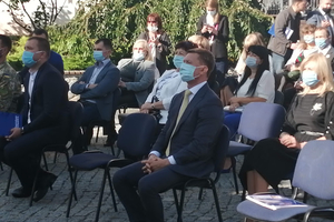 Новини Вінниці / Від "ЄС" на мера Вінниці йде Сергій Кудлаєнко: сьогодні актив партії збирався на площі Шевченка за участі Порошенка (ФОТО)