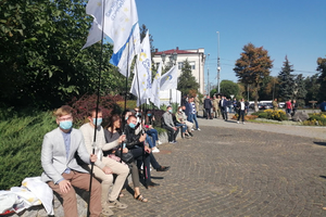 Новини Вінниці / Від "ЄС" на мера Вінниці йде Сергій Кудлаєнко: сьогодні актив партії збирався на площі Шевченка за участі Порошенка (ФОТО)