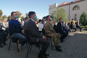 Новини Вінниці / Від "ЄС" на мера Вінниці йде Сергій Кудлаєнко: сьогодні актив партії збирався на площі Шевченка за участі Порошенка (ФОТО)