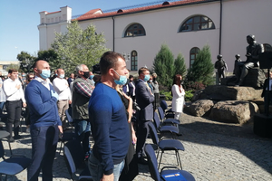 Новини Вінниці / Від "ЄС" на мера Вінниці йде Сергій Кудлаєнко: сьогодні актив партії збирався на площі Шевченка за участі Порошенка (ФОТО)