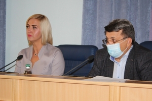 Новини Вінниці / Комісія Вінницької облради не хоче, щоб центр культури "Щедрик" очолювала Валентина Погребняк. Слово за депутатами (ФОТО)