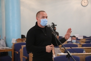 Новини Вінниці / Депутати Вінницької облради розглянули менше половини питань порядку денного і закрили сесію: не вистачило кворуму (ФОТО)