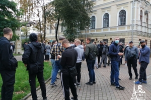 Новини Вінниці / У Вінниці лідера місцевих "Нацдружин" хочуть взяти під варту нібито за побиття прихильника Шарія: інкримінують нову статтю (ФОТО, ВІДЕО)