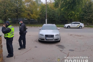 Новини Вінниці / Вночі на Вінниччині напали на членів ДВК: поліцейський застосував зброю (ФОТО)