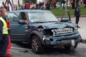 Новини Вінниці / У Києві під колесами Land Rover загинула вінничанка: усі подробиці трагедії (ФОТО, ВІДЕО)