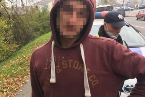 Новини Вінниці / У Вінниці позбавлений прав чоловік керував авто під наркотиками (ФОТО)