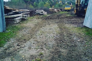 Новини Вінниці / Майже в центрі Вінниці водій вантажівки "розвозив" бруд по проїжджій частині (ФОТО)