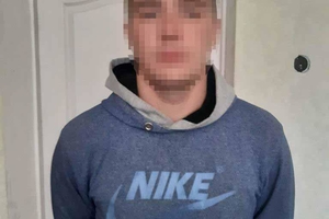 Новини Вінниці / Два місяці у розшуку: у Вінниці знайшли підозрюваного у зухвалому грабежі (ФОТО)