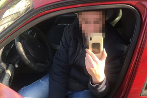 Новини Вінниці / У Вінниці п’яний водій «захищався» від патрульних сльозогінним газом (ФОТО)