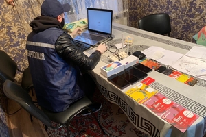 Новини Вінниці / У Вінниці «меблевий» онлайн-магазин одурив покупців на 500 тисяч гривень (ФОТО)