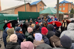 Новости Винницы и области / У Вінниці проти карантину вихідного дня протестують торговці з Муніципального ринку / Інформаційний портал На Париже Новини Вінниці / У Вінниці проти карантину вихідного дня протестують торговці з Муніципального ринку