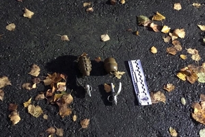 Новини Вінниці / Поблизу Вінниці затримали чоловіка з арсеналом зброї, який погрожував підірвати гранати на підприємстві