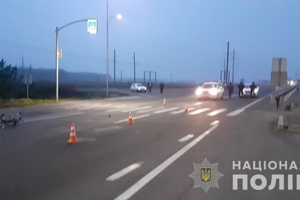 Новини Вінниці / Біля Калинівки на Вінниччині водій Daewoo на смерть збив велосипедиста (ФОТО)