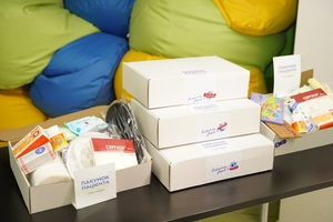 Новини Вінниці / Лікарні Вінниччини отримуватимуть "Пакунки пацієнта": в області відновлює роботу спецфонд "СтопВірус" (ФОТО)