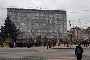 Новини Вінниці / У центрі Вінниці люди протестують проти нових тарифів на газ (ФОТО, ВІДЕО)