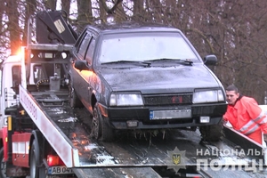 Новини Вінниці / Серійного автокрадія із Запоріжжя затримали на Вінниччині (ФОТО)
