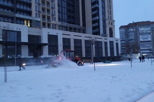 Новини Вінниці / До прибирання снігу у Вінниці залучають будівельні бригади (ФОТО)