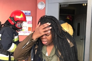 Новини Вінниці / У Вінниці горіла квартира в дев'ятиповерхівці: евакуювали семеро людей, в тому числі чотирьох дітей (ФОТО)