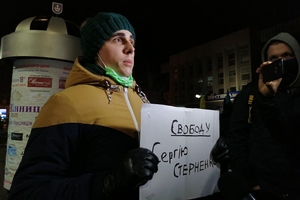 Новини Вінниці / У Вінниці збирають підписи під вимогою до обласної та міської рад висловитись щодо справ політв'язнів (ФОТО, ВІДЕО) 