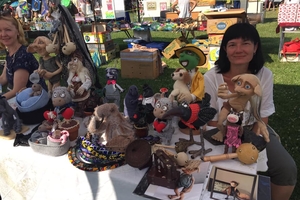 Новини Вінниці / Вінницька майстриня Наталя Дремлюга про гусака, схожого на Бориса Джонсона: «Купила у магазині нитки, а вони так схожі на зачіску» 