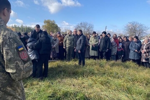 Новини Вінниці / На Вінниччині в останню путь провели підполковника ЗСУ Петра Перевертня